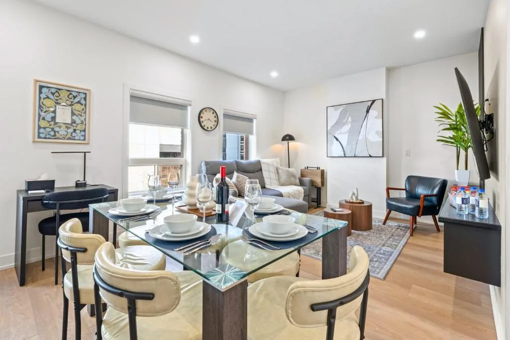 The McCaul by Casa Hotels - Premium DT Suite near FIFA 2026 — 3