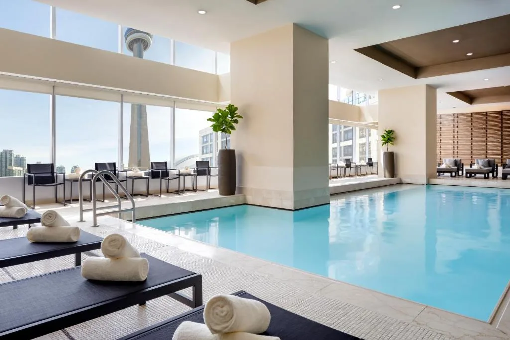 The Ritz-Carlton, Toronto — 3