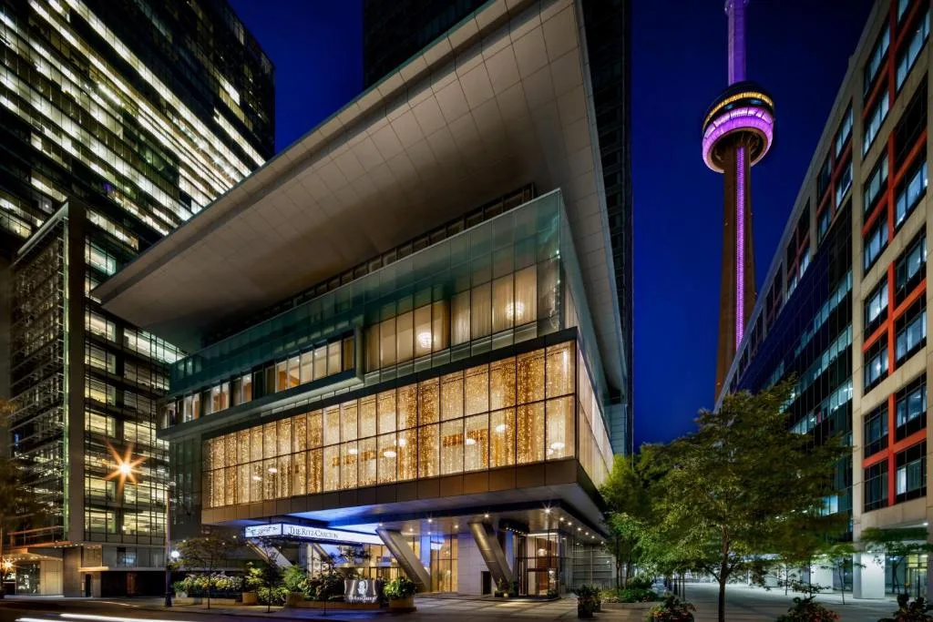The Ritz-Carlton, Toronto — 5