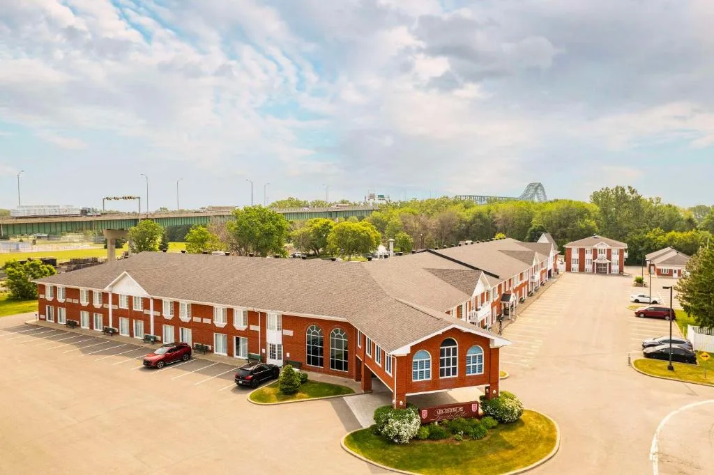 Les Suites de Laviolette, an Ascend Collection Hotel — 4