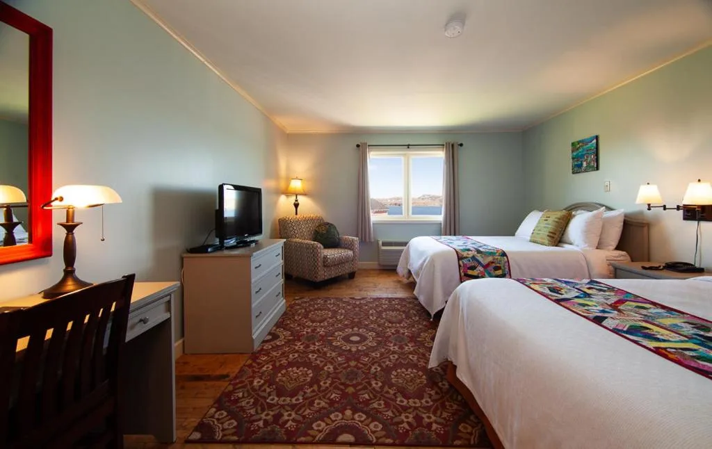 Anchor Inn Hotel and Suites — 2