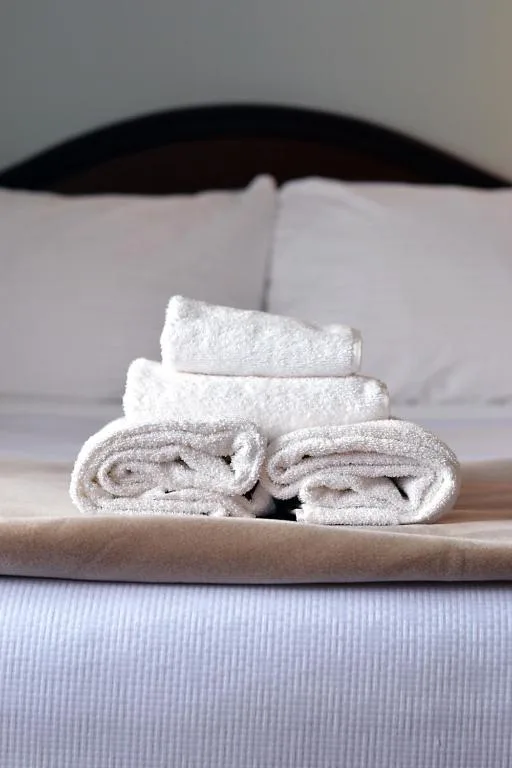 Anchor Inn Hotel and Suites — 3