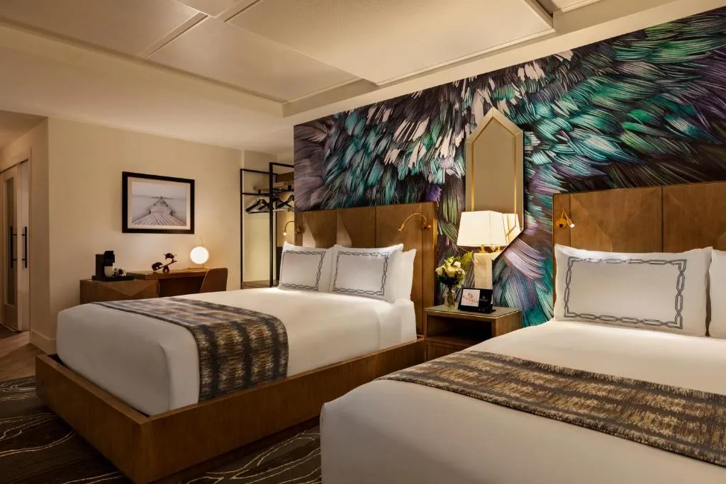 EXchange Hotel Vancouver — 2