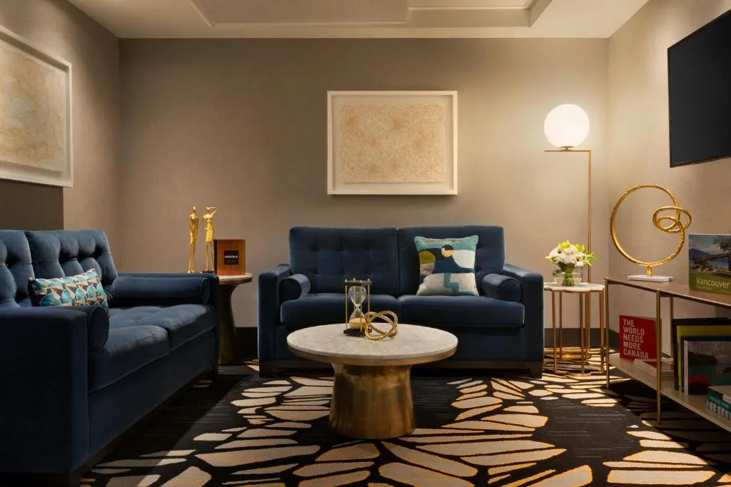 EXchange Hotel Vancouver — 4