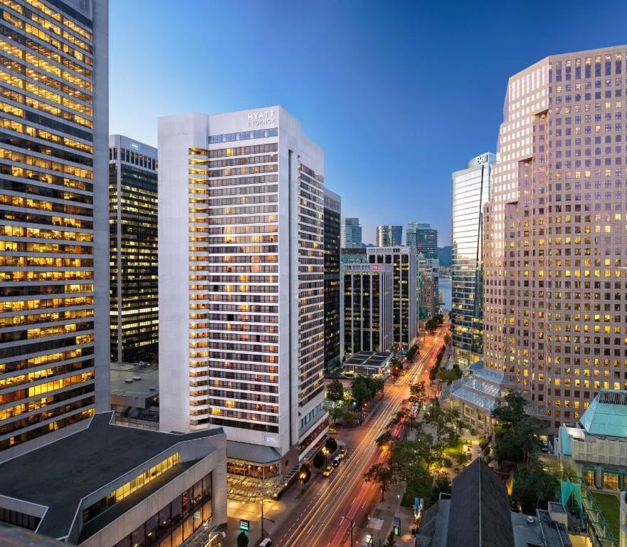 Hyatt Regency Vancouver — 3