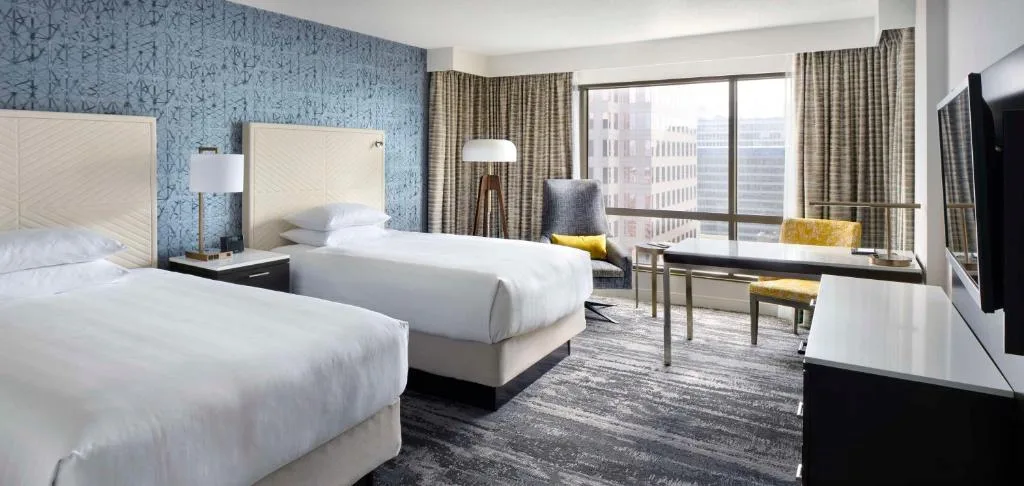 Hyatt Regency Vancouver — 4