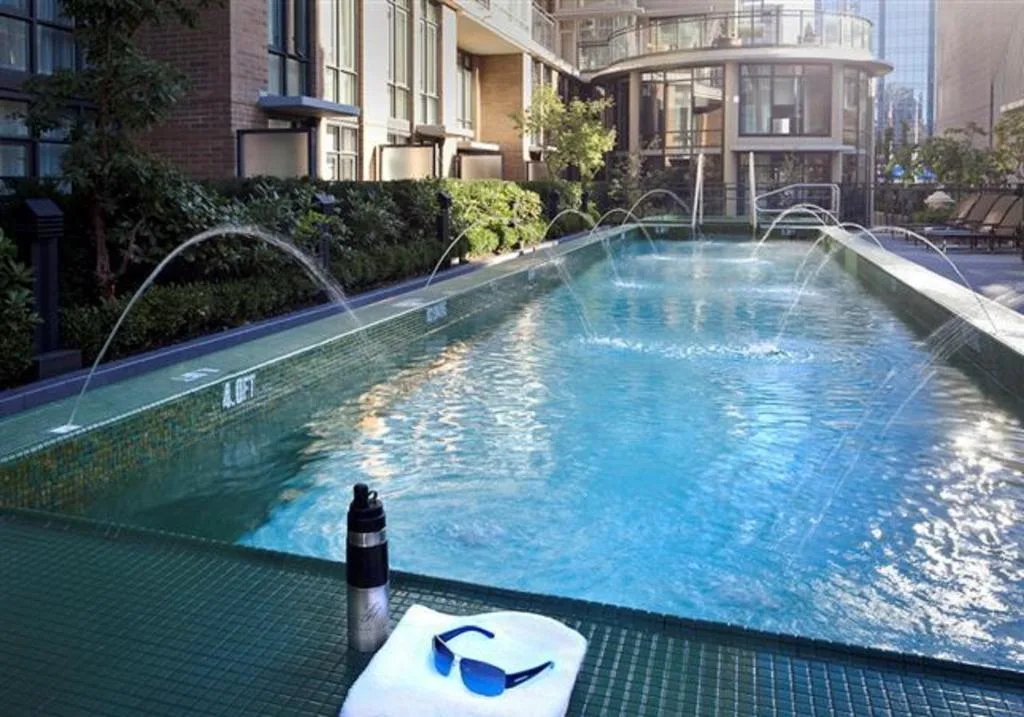 L'Hermitage Hotel — 4