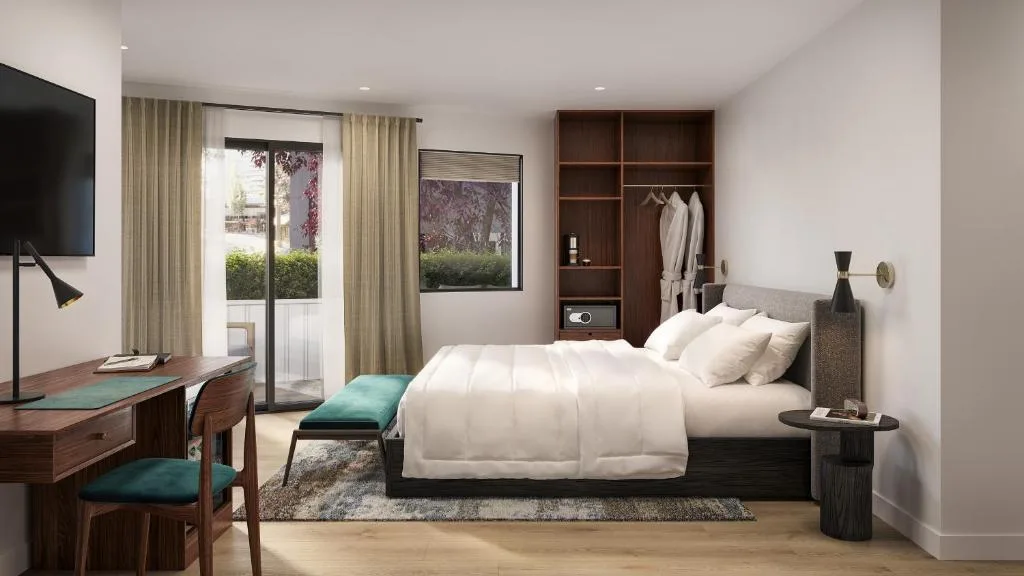 The Como Hotel — 3