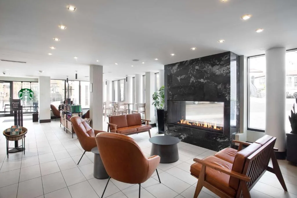 DoubleTree by Hilton Hotel & Suites Victoria — 4