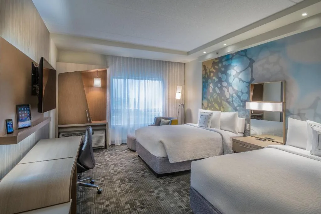 Courtyard by Marriott Winnipeg Airport — 2