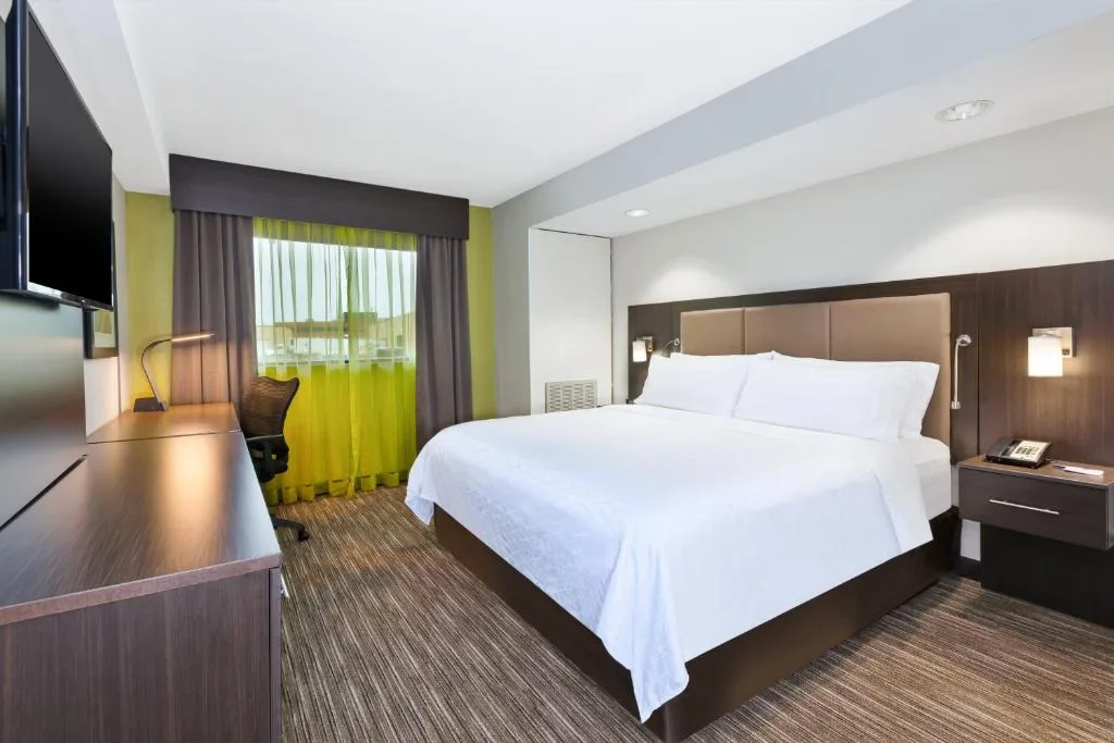 Holiday Inn Express Winnipeg Airport - Polo Park by IHG — 2