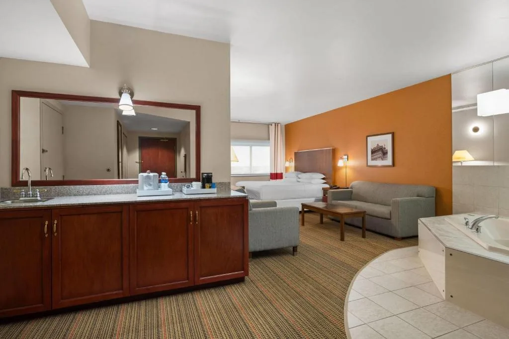 Lakeview Signature, Trademark Collection by Wyndham — 2