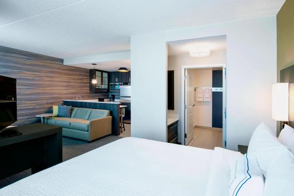 Residence Inn by Marriott Winnipeg — 5