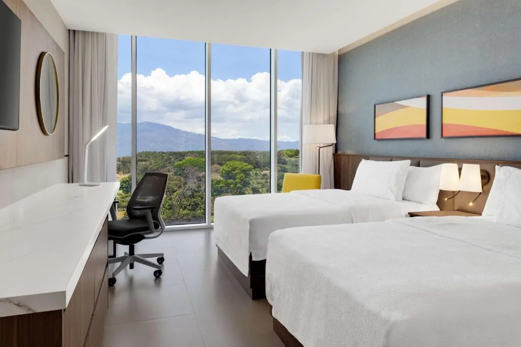Hilton Garden Inn San Jose Airport City Mall — 2