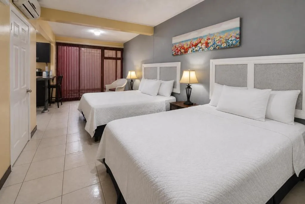 Hotel Bamboo Aeropuerto