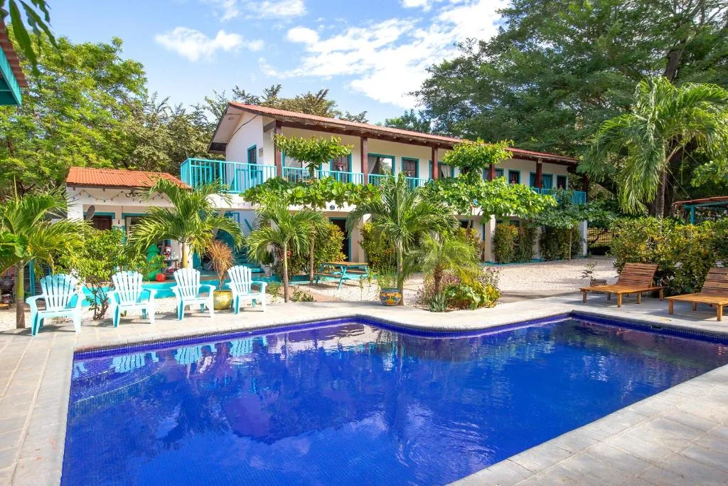 Hotel Diversion Tropical — 2