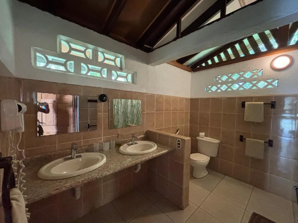 Hotel Suizo Loco Lodge & Resort — 3