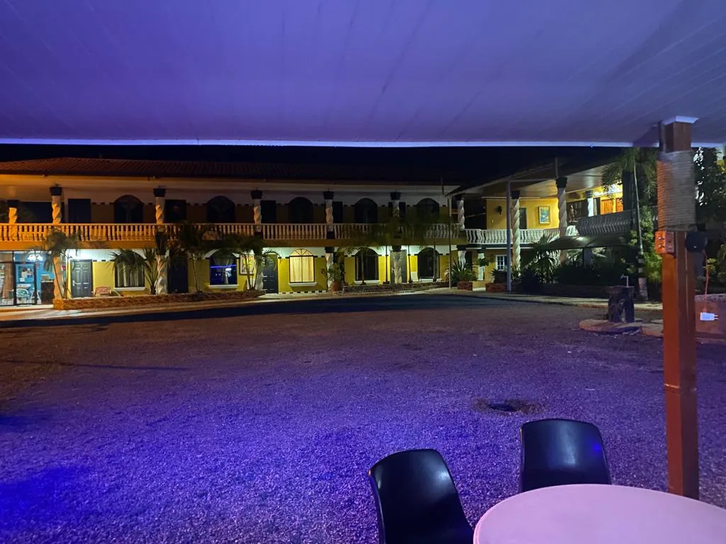 Hotel Paso Canoas Osly — 2