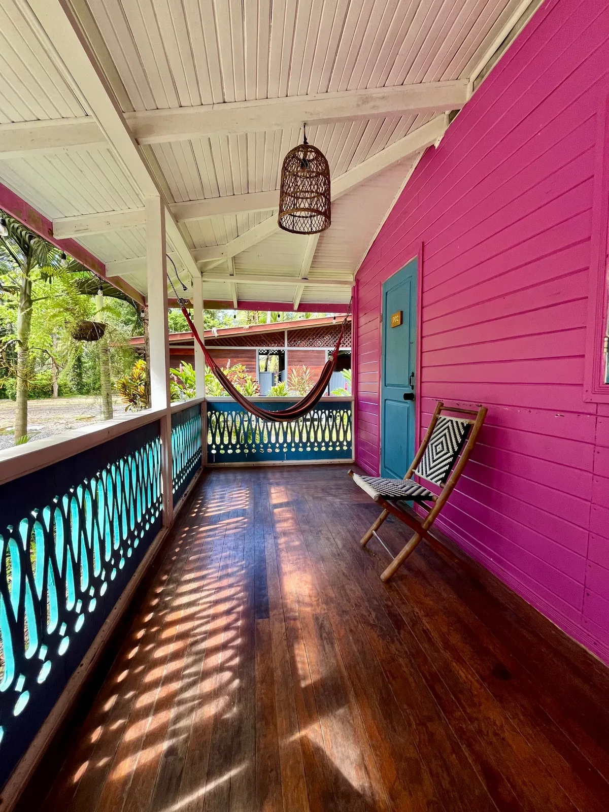 Agapi Beachfront Hostel Boutique — 3