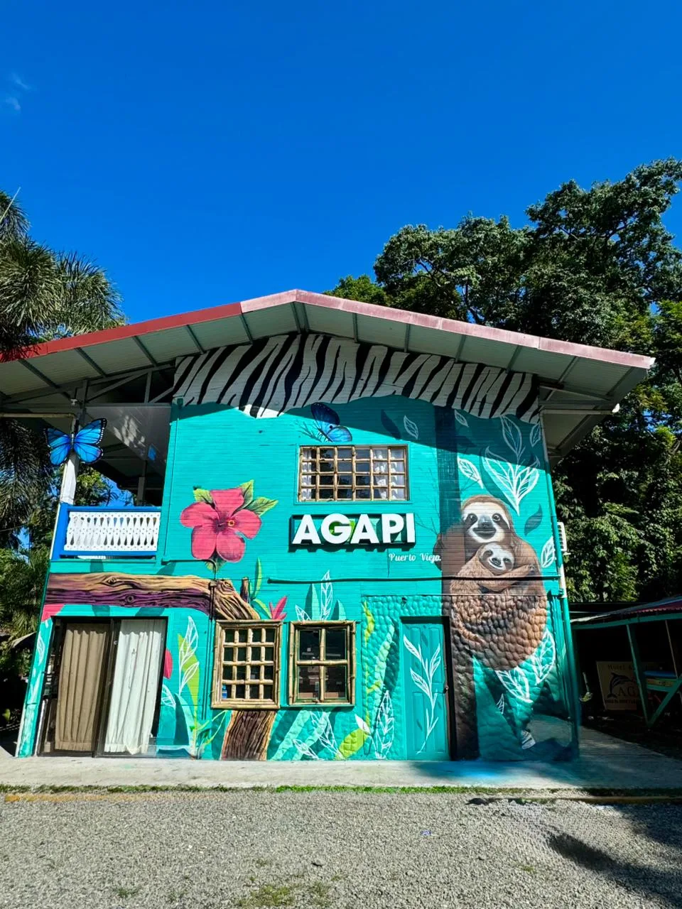 Agapi Beachfront Hostel Boutique — 4