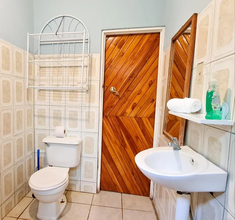 Cabinas Coco Alegre — 3