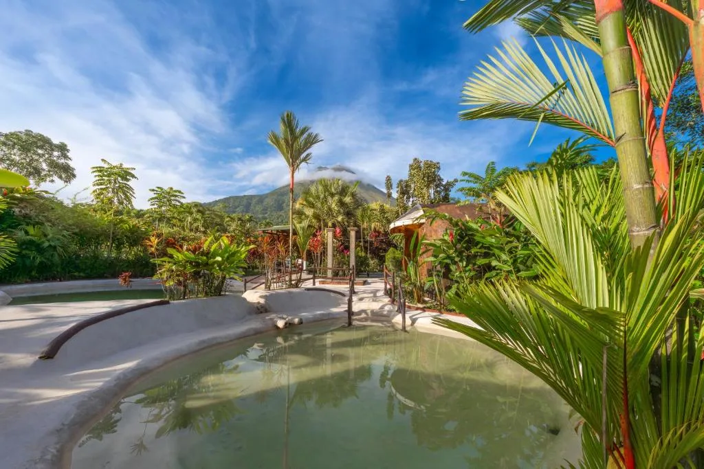 Hotel Hot Springs Sueno Dorado
