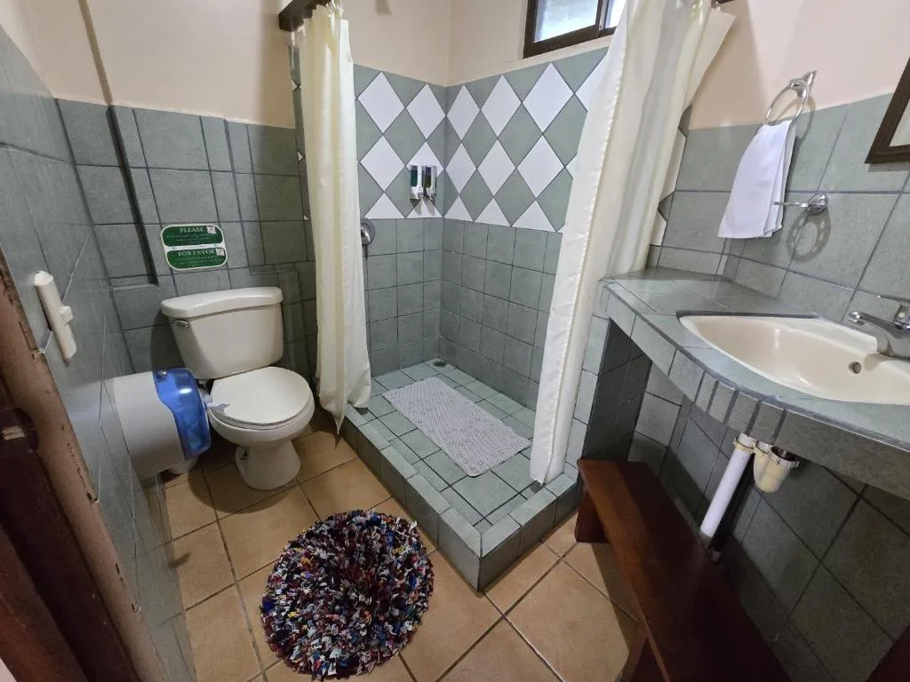 Hotel Iris Arenal — 3