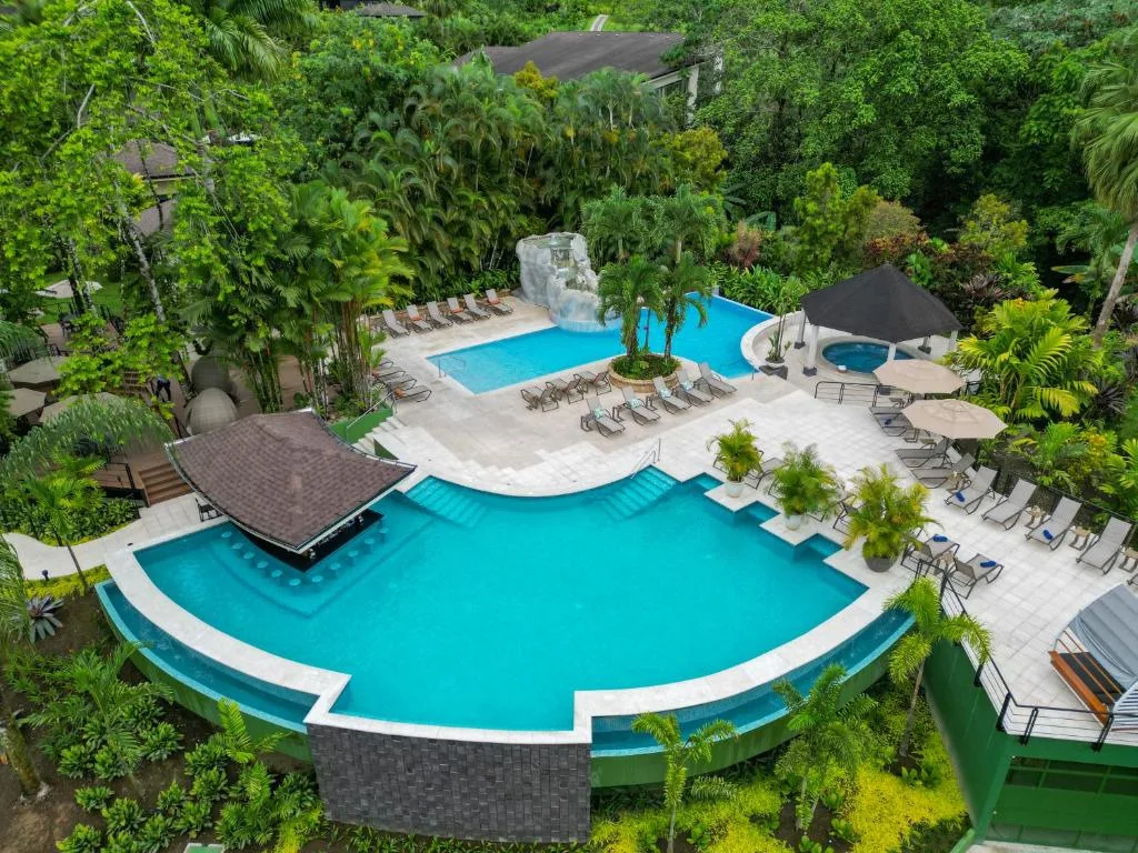 Hotel Lomas del Volcan — 4