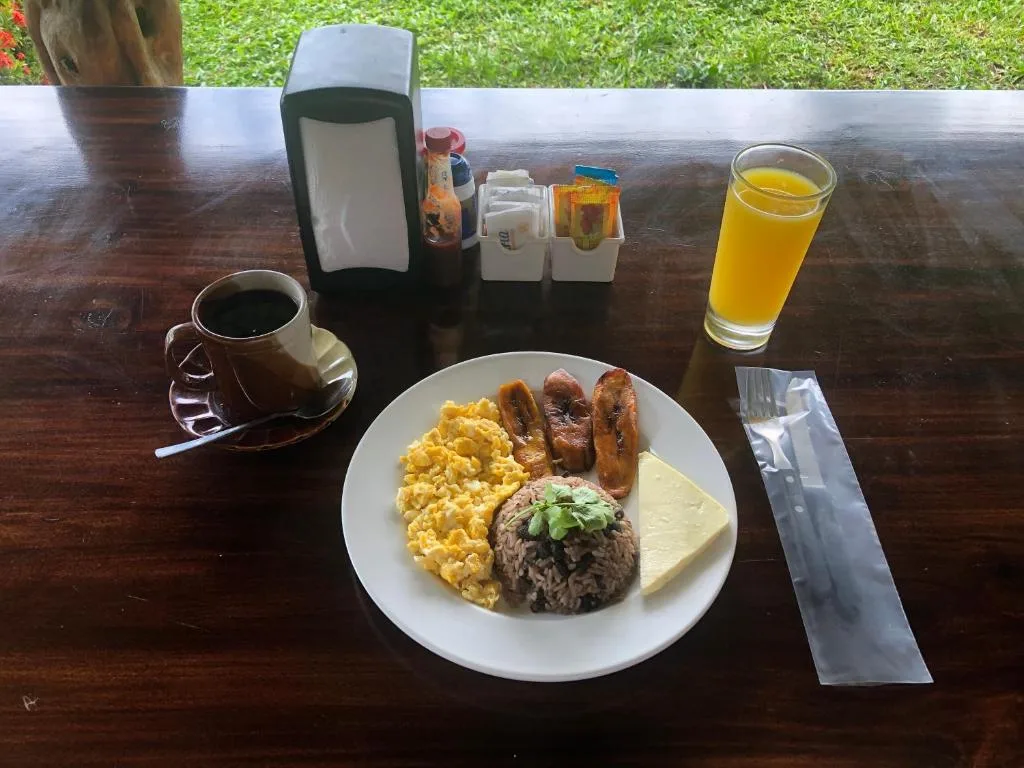 Hotel Villas Vista Arenal — 4