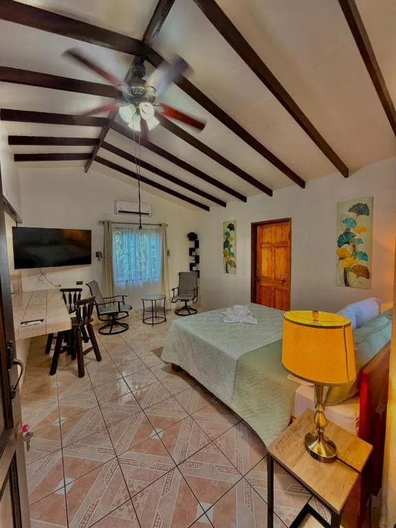 Loma Real Hot Springs Bed & Breakfast — 5