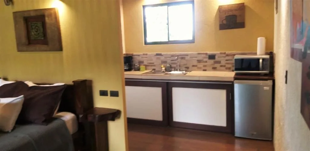 Tropical Suites & Villas — 5