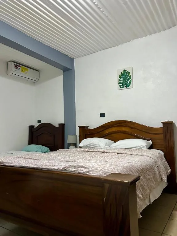 Hotel & Restaurante Tabacones — 2