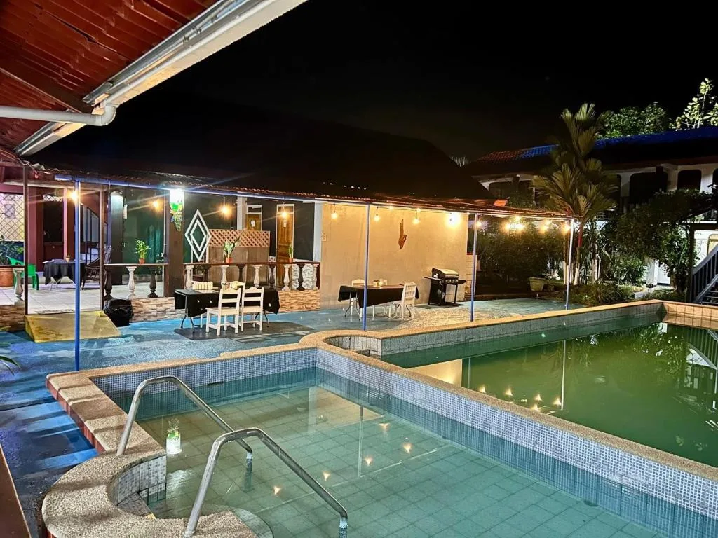 Hotel & Restaurante Tabacones — 3