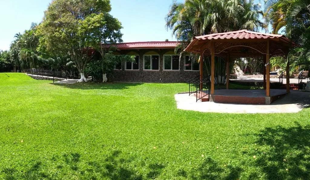 Hotel Cibeles Resort — 4