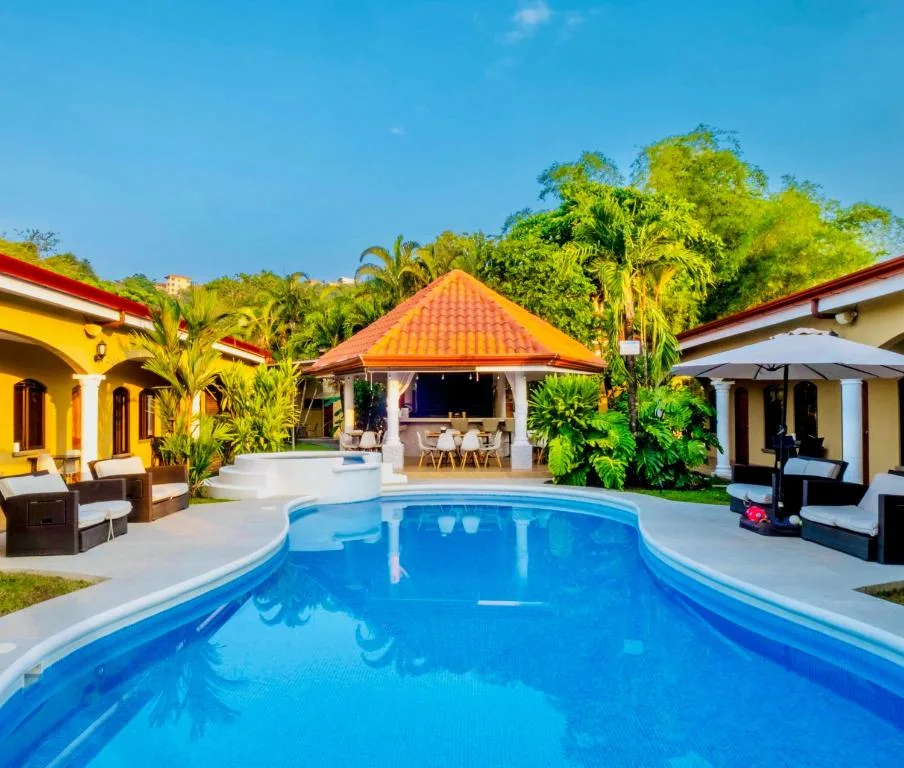 Las Brisas Resort and Villas — 4