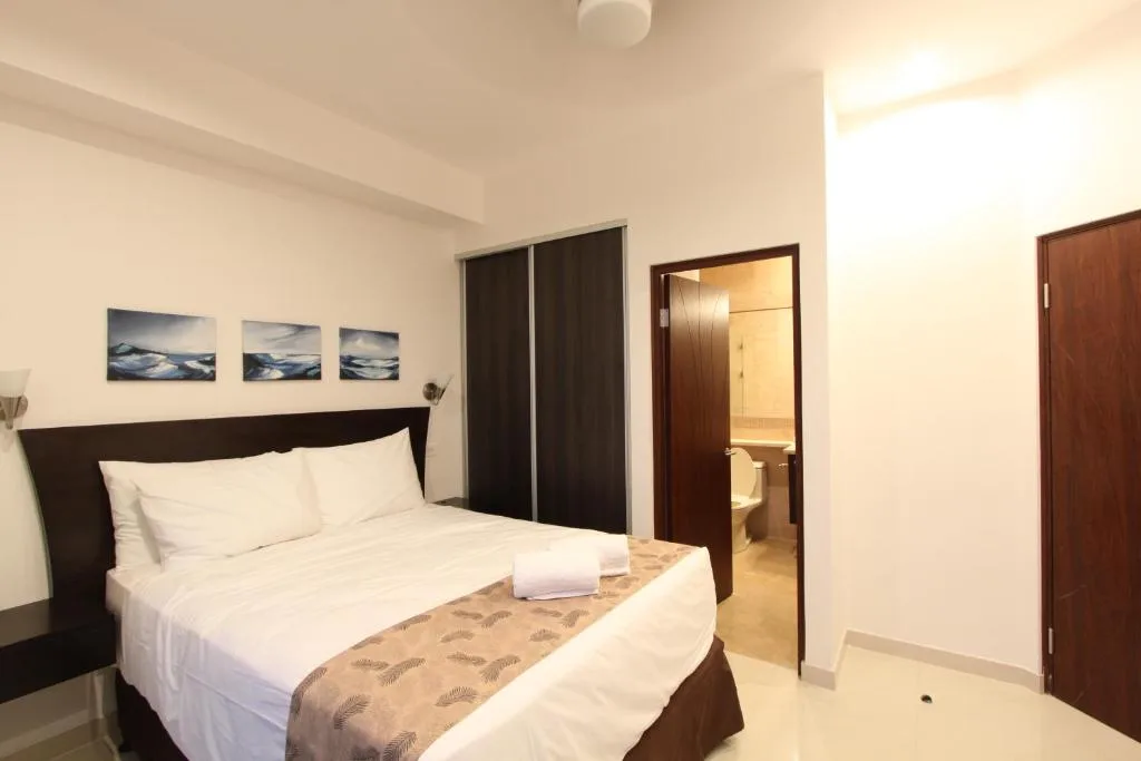 PACIFIC SUITES Boutique Hotel and Bistro — 2