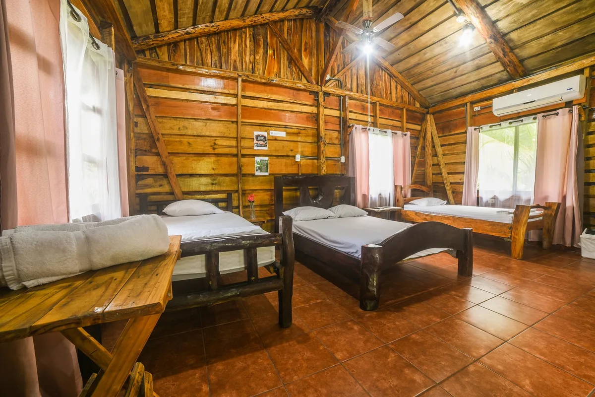Canto del Tucán Lodge & Farm