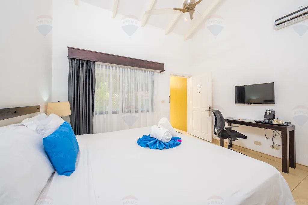 Seis Playas Hotel — 4
