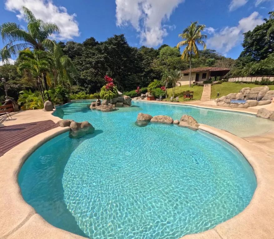 Borinquen Thermal Resort — 4