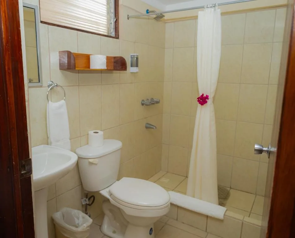 Hotel Las Espuelas, Bar & Restaurant — 3
