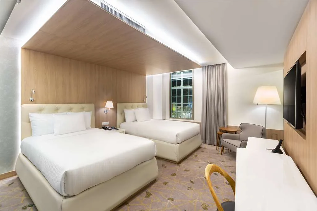 Gran Hotel Costa Rica, Curio Collection by Hilton — 3