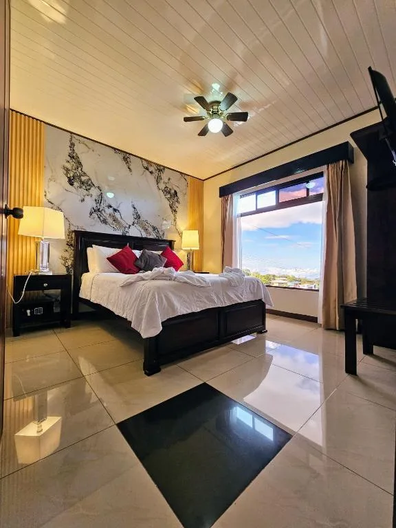 Calathea Hotel Monteverde — 2