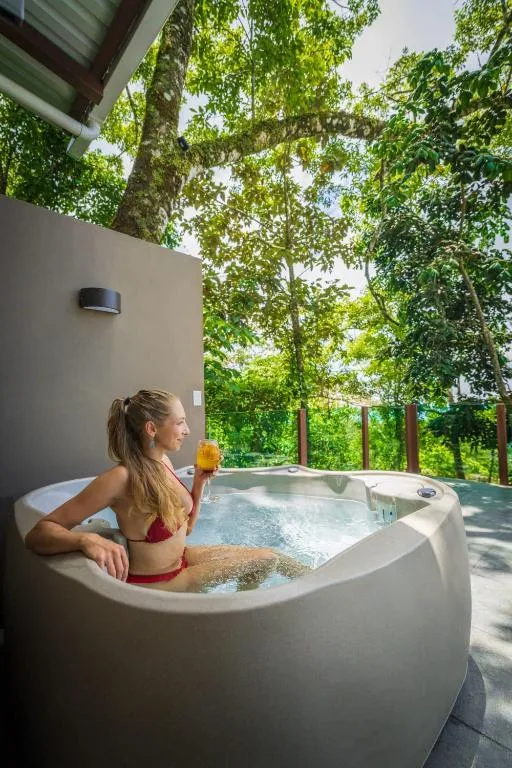Chira Glamping Resort Monteverde — 3