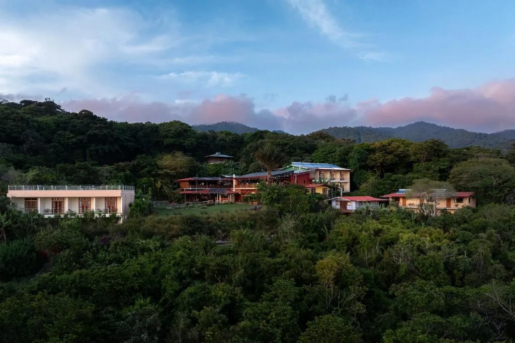 Valle Escondido Nature Reserve Hotel & Farm — 3