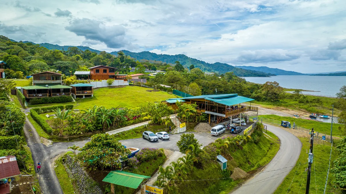 Villas Paradise & Restaurante. — 3