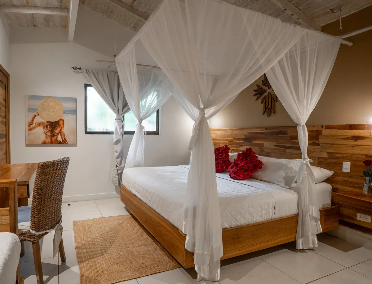Banana Beach Hotel — 4