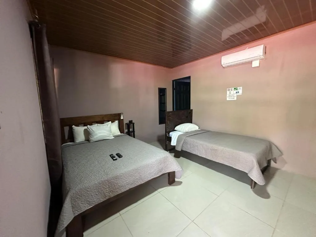 Cabinas Hukats Secret Jungle — 2