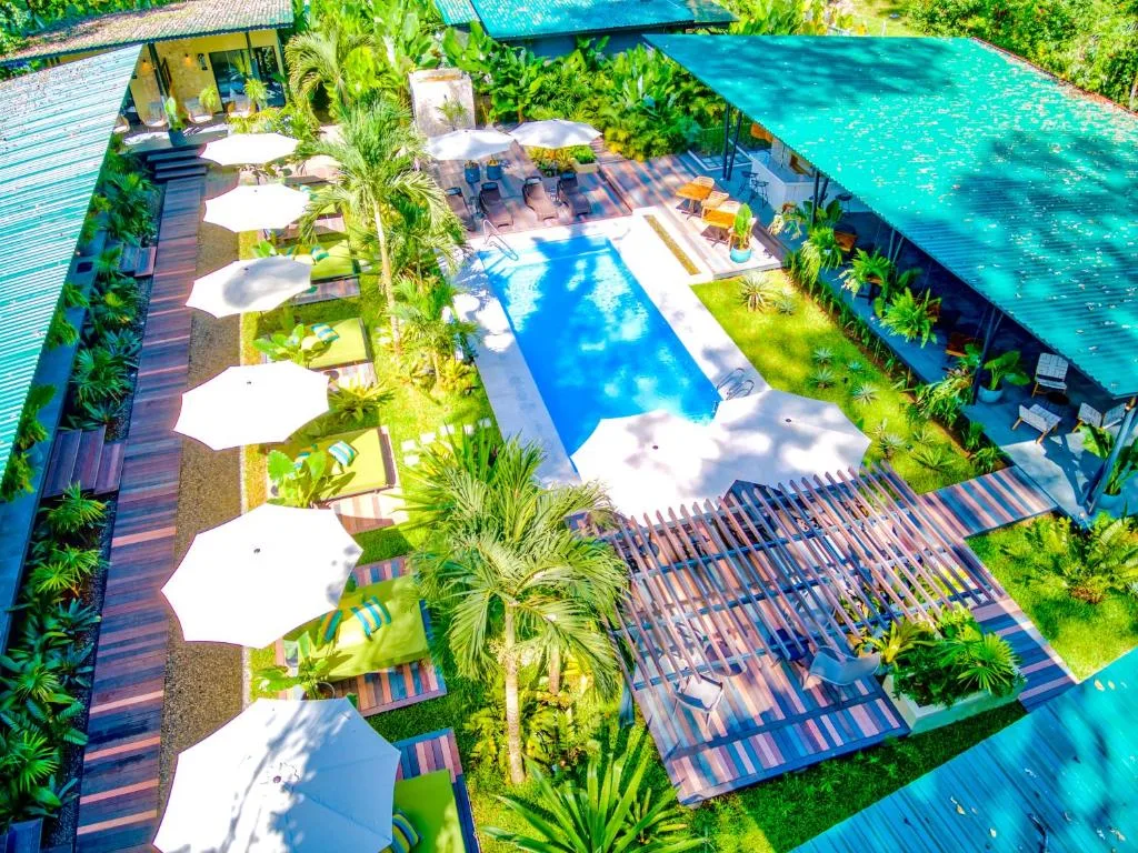 Exōtico Beach Hotel