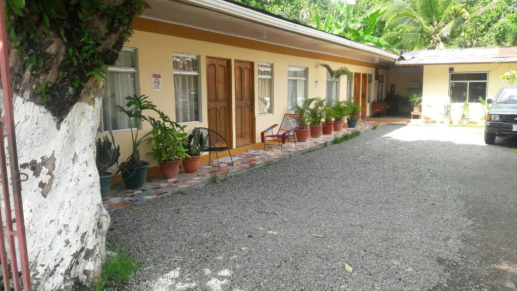 Cabinas Doña Alicia — 4