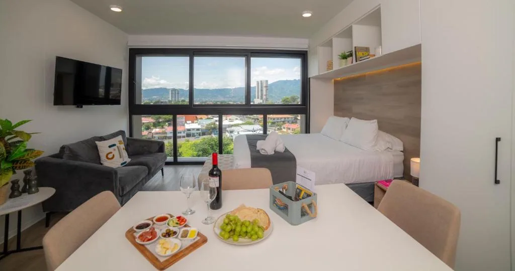 BEE Suites Escalante - San Jose — 4